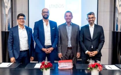 De gauche à droite : Anas Tabach, Adil Tayb, Hugues Meili et Said Allali De gauche à droite : Anas Tabach, Adil Tayb, Hugues Meili et Said Allali