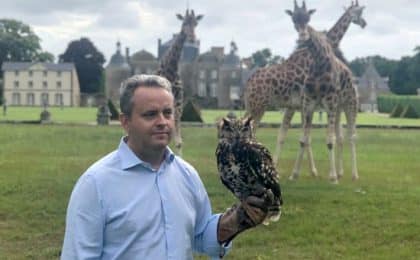 Olivier de Lorgeril, propriétaire du Château, des jardins, et du Parc Zoologique de La Bourbansais (35) Olivier de Lorgeril, propriétaire du Château, des jardins, et du Parc Zoologique de La Bourbansais (35)