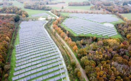 Inaugurée le 25 mai 2023, la centrale photovoltaïque de Ruca dans les Côtes d’Armor compte 9 822 panneaux solaires implantés sur un ancien centre d’enfouissement technique Inaugurée le 25 mai 2023, la centrale photovoltaïque de Ruca dans les Côtes d’Armor compte 9 822 panneaux solaires implantés sur un ancien centre d’enfouissement technique