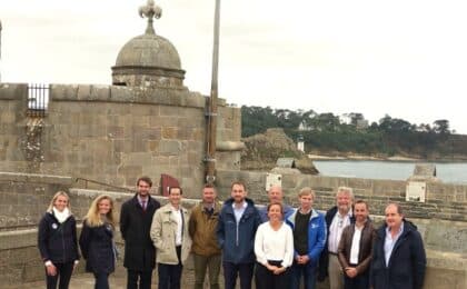 De droite à gauche : Laurent Joncourt, élu CCI Finistère, Arnaud Favé maire de Plouézoc'h, Serge Wlodarczak maire de Plougasnou, Alban Le Roux maire de Carantec, Emilie Quéméneur responsable d'exploitation du Château du Taureau - CCI Finistère, Cyrille Le Galliard directeur Economie Commerce Tourisme à Morlaix Communauté, Quentin Jagorel directeur régional des Affaires culturelles de Bretagne, Olivier Thomas architecte des Bâtiments de France - conservateur du Château du Taureau, Xavier de Saint Chamas conservateur régional des monuments historiques Drac Bretagne, Charles Poujade-Baltazard architecte en chef des monuments historiques pour le Finistère, Sophie Dorsner directrice générale CCI Finistère, Marie Léost responsable du Pôle tourisme CCI Finistère délégation de Morlaix.